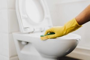 Read more about the article Bathroom cleaning tips to save time and worry